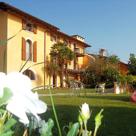 Albergo Le Piante Манерба-дель-Гарда Экстерьер фото